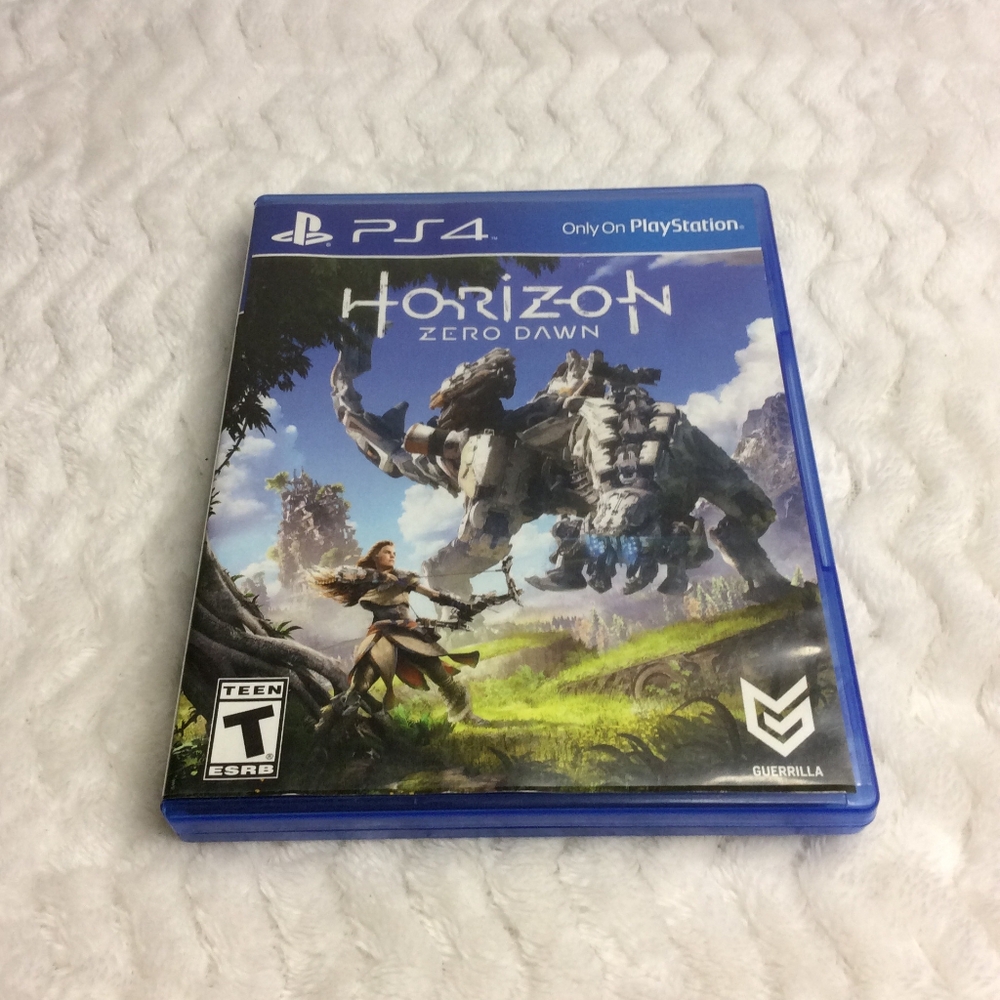Horizon Zero Dawn Video Game Sony PS4 Clean Disc Tested NO MANUAL